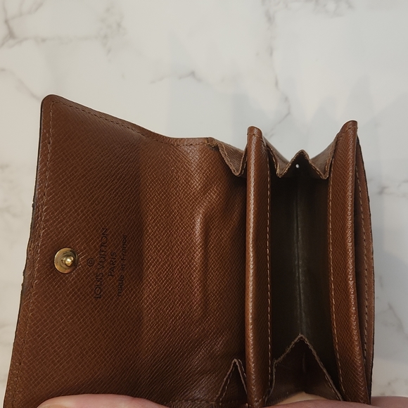 Authentic Louis Vuitton Monogram Coin/Card Case - Picture 10 of 12